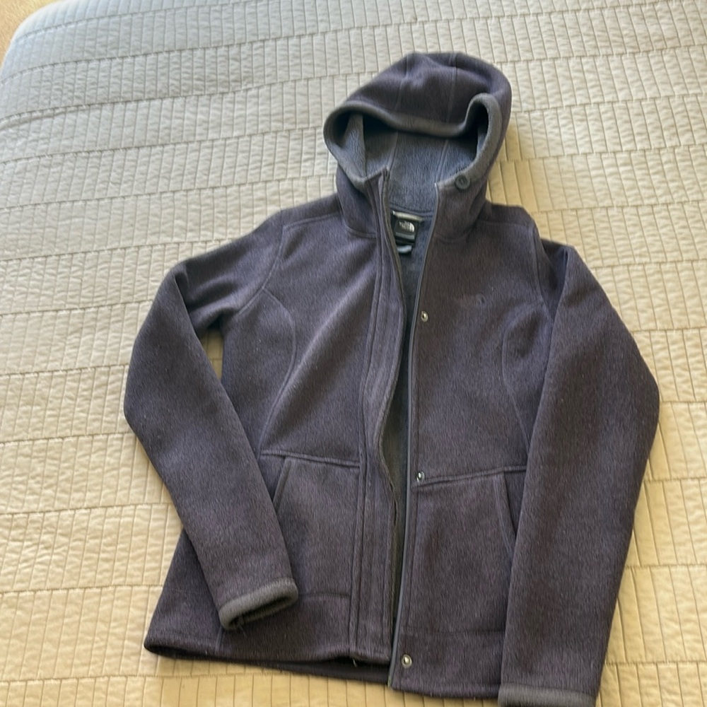 Size XS North Face jacket/coat. Purple
